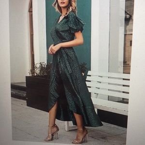 Woman’s Boho Leopard Ruffle Wrap